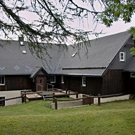 Chaloupka Slamenka * Loučná pod Klínovcem